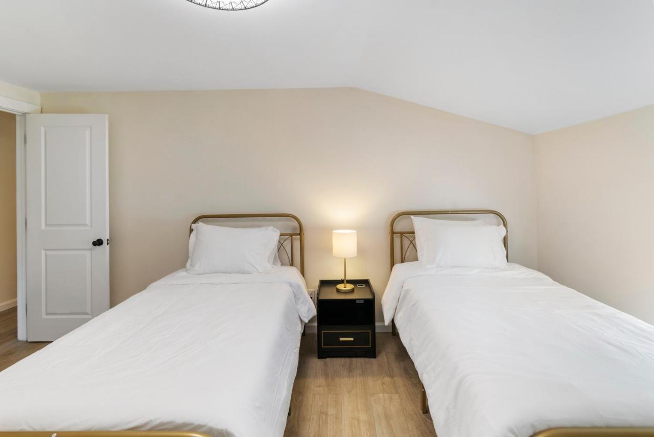 Fantastic Retreat 5Min From Village With Media Room, Ac And Sauna! Stowe Eksteriør billede